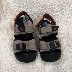 Nike Canyon Men’s Sandals - size 10